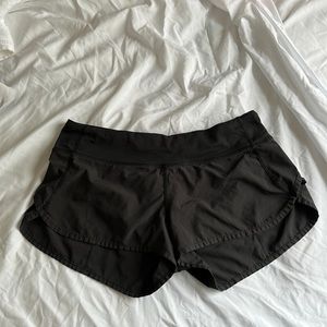 Lululemon LR Speed Short Sz. 6
